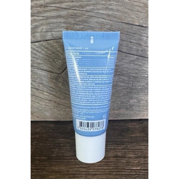 Paula's Choice SPF50 Daily Hydrate Fluid 0.5oz | Mini Holiday Must-Have 🎁 - Picture 3 of 4